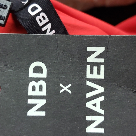 NBD X NAVEN RED DRESS - Picture 5 of 6